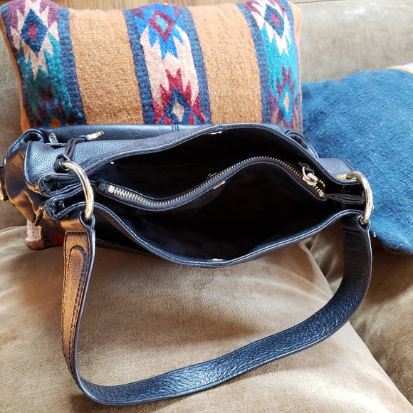 Michael Kors black leather shoulder purse - Picture 3 of 14